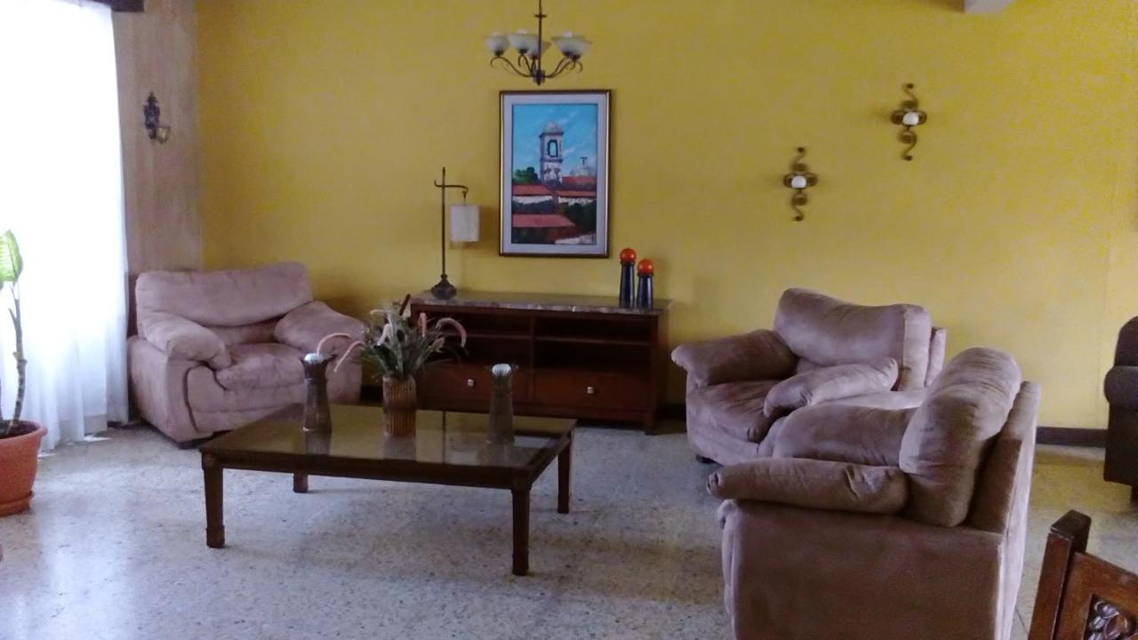Casa San Benito Ξενοδοχείο Σαν Σαλβαντόρ Εξωτερικό φωτογραφία